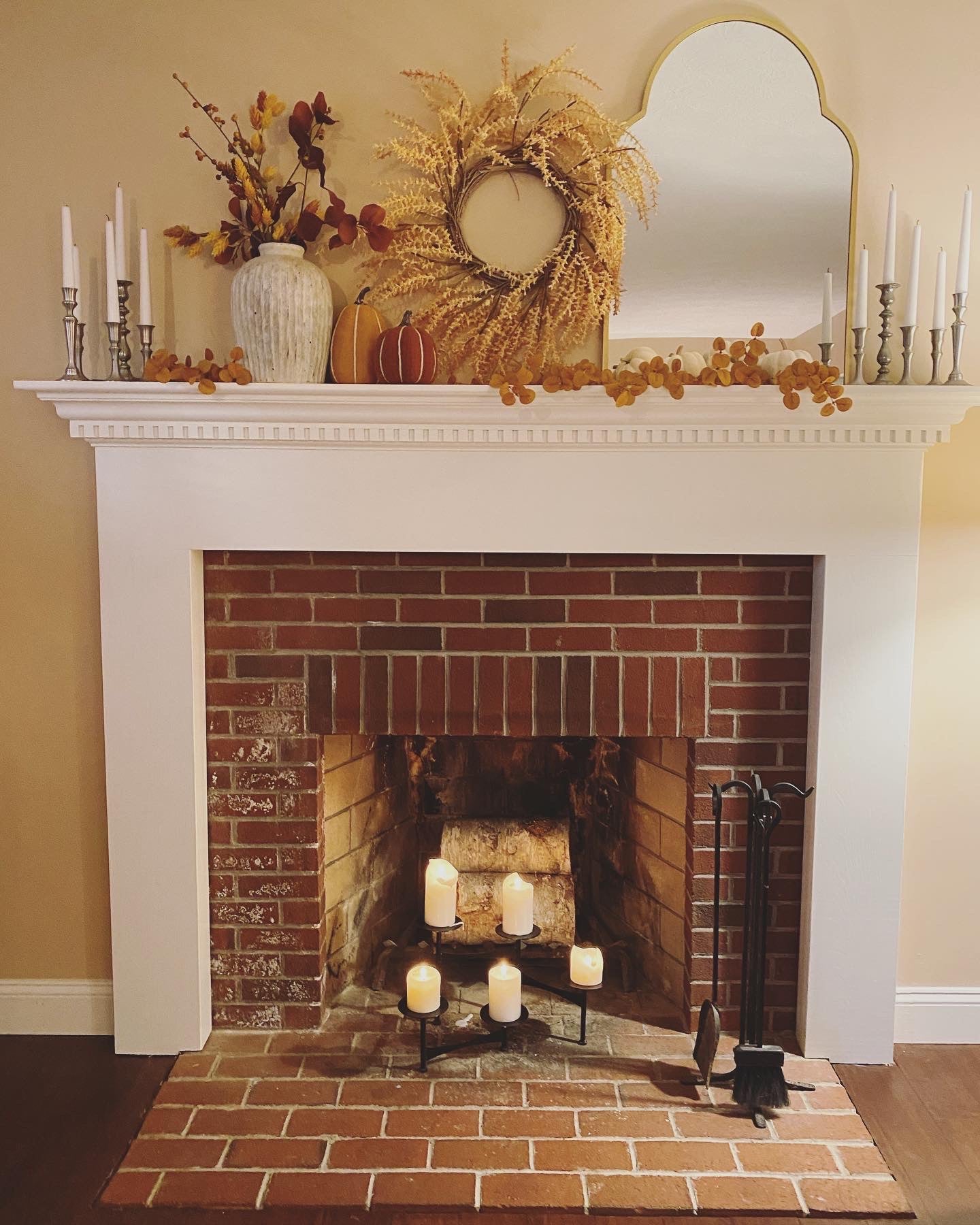 Autumn Mantel