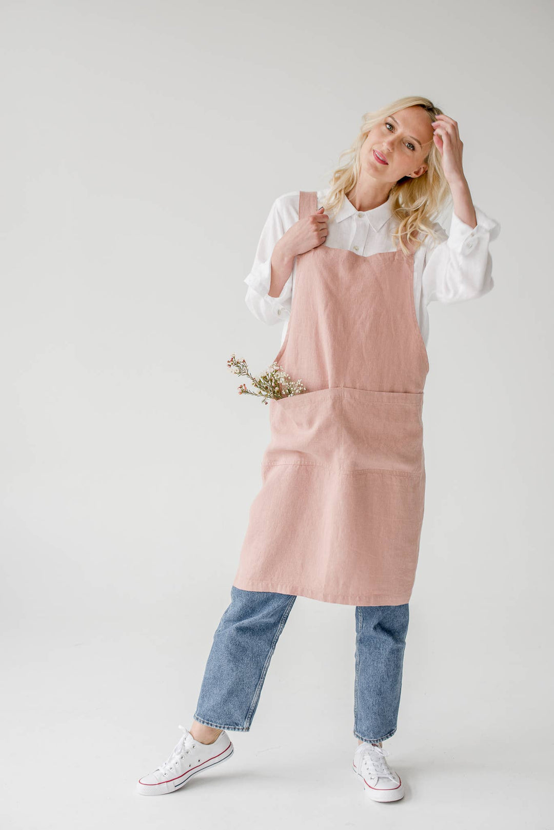 Cafe Creme Linen Crossback Apron