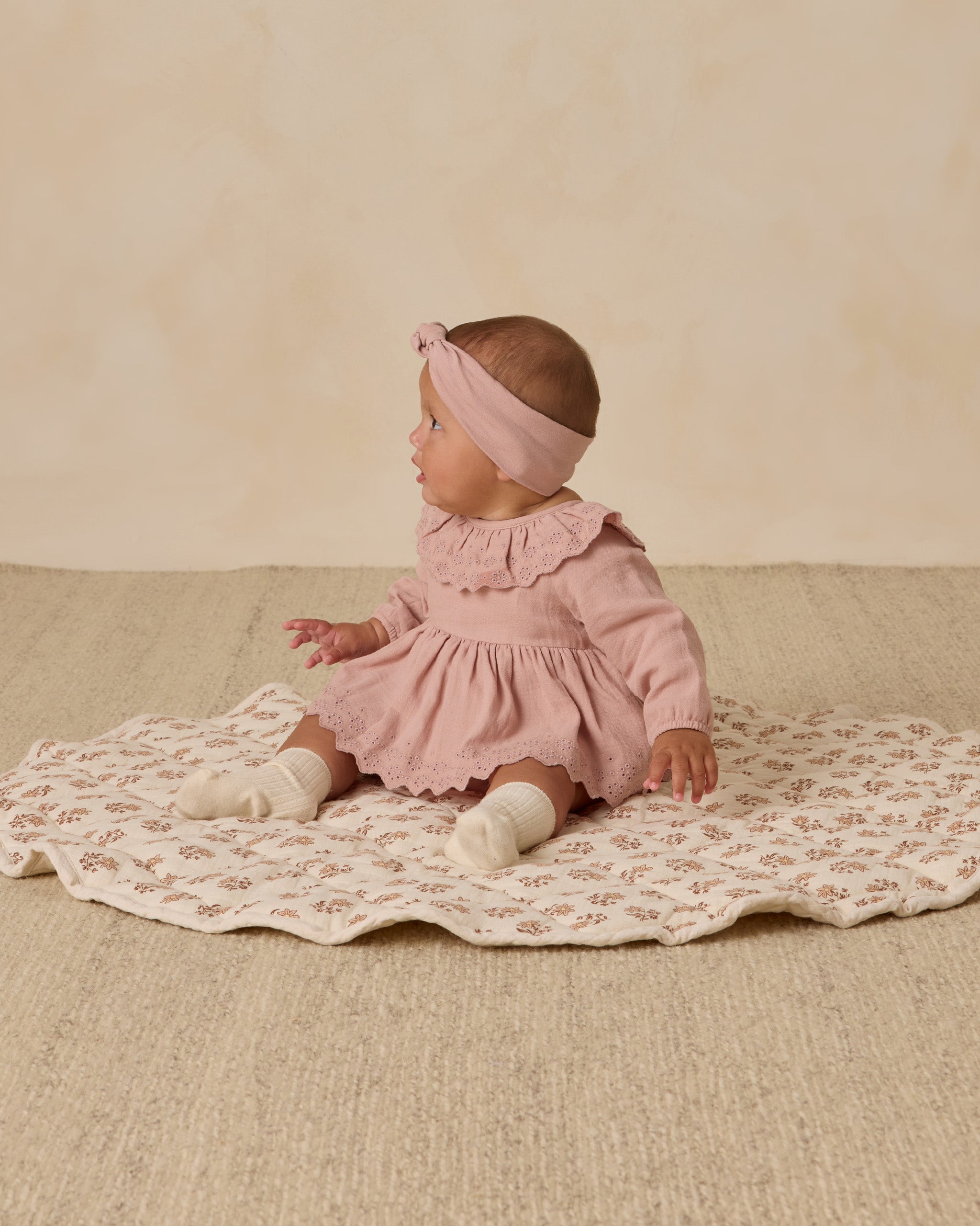 Quincy Mae Thalia Romper || Rose