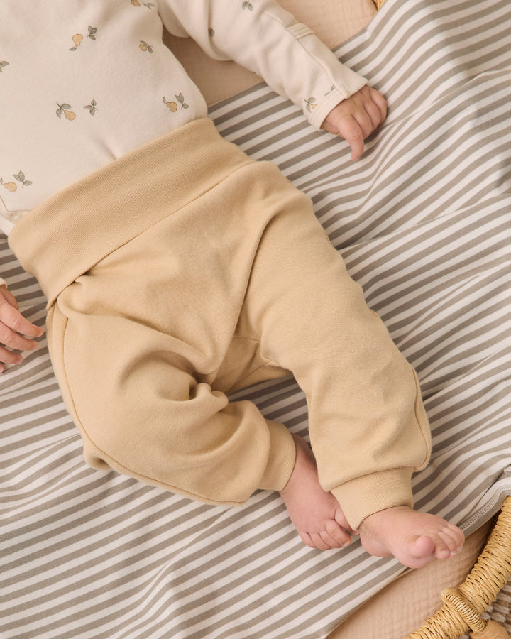 Quincy Mae Side Snap Bodysuit + Pant Set || Pears