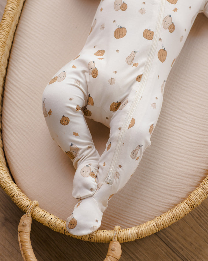Quincy Mae Bamboo Zip Footie || Harvest Friends