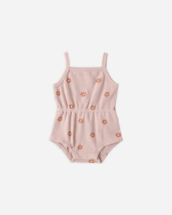 Quincy Mae Waffle Cinch Romper || Pink Daisy