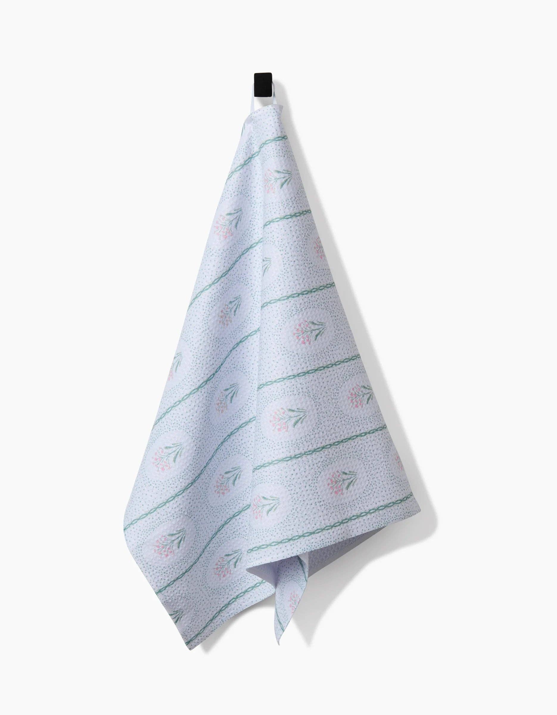 Geometry 'Cottage Dainty Spotted' Kitchen Tea Towel