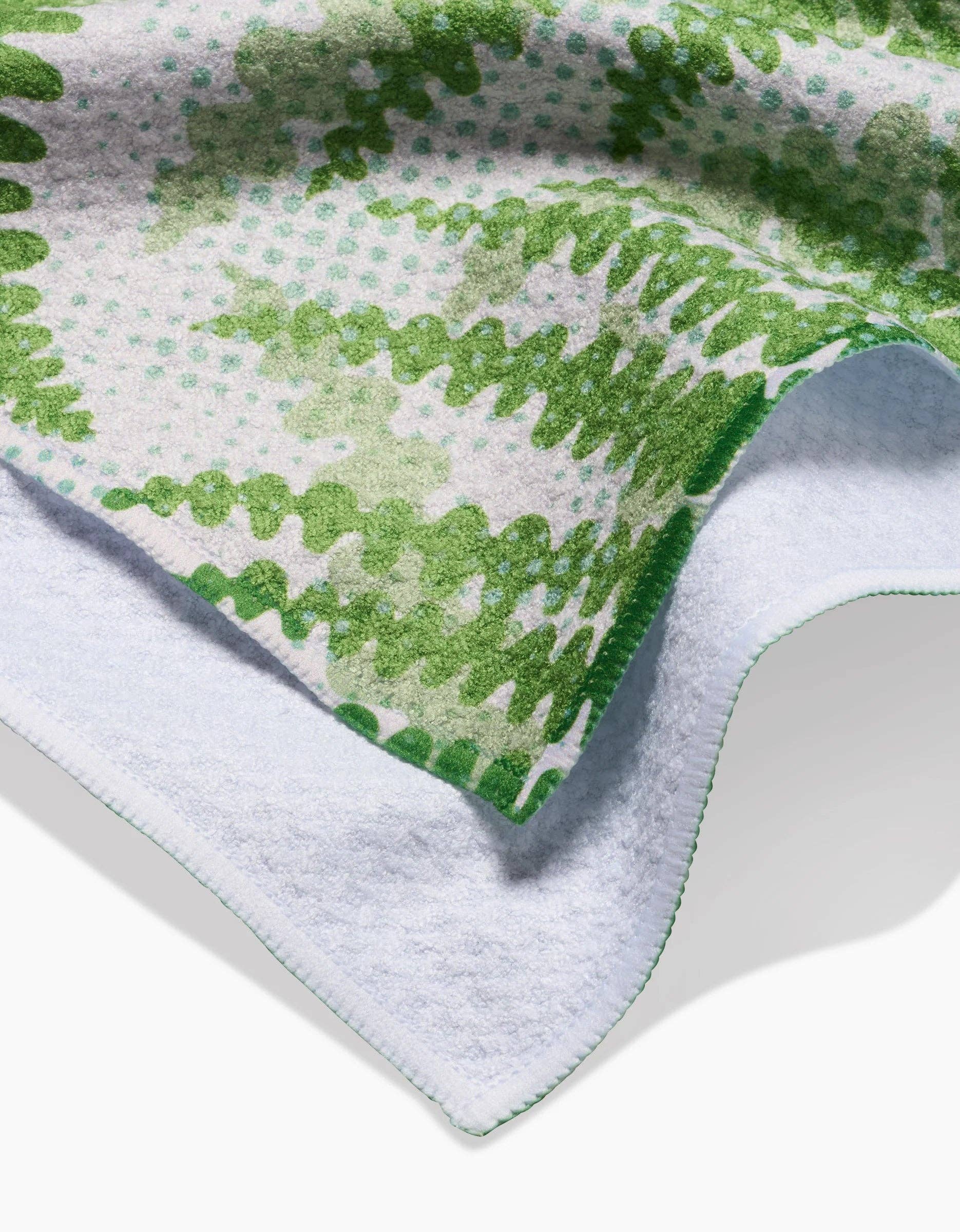 Geometry 'Swaying Leaf' Kitchen Tea Towel