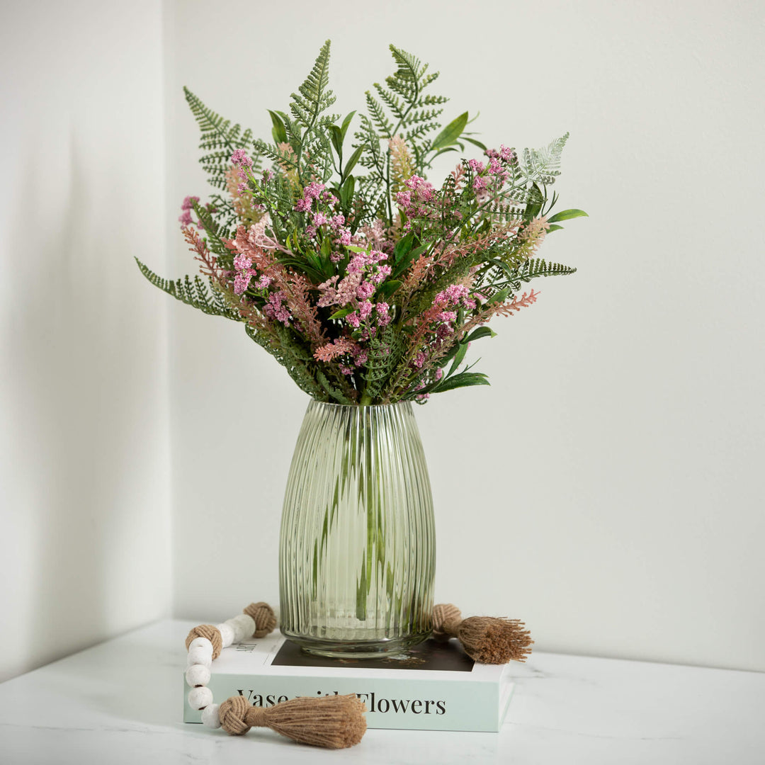 Leafy Blush Berry Pick