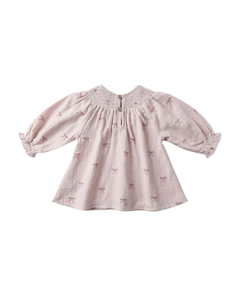 Quincy Mae V Smocked Dress || Bows