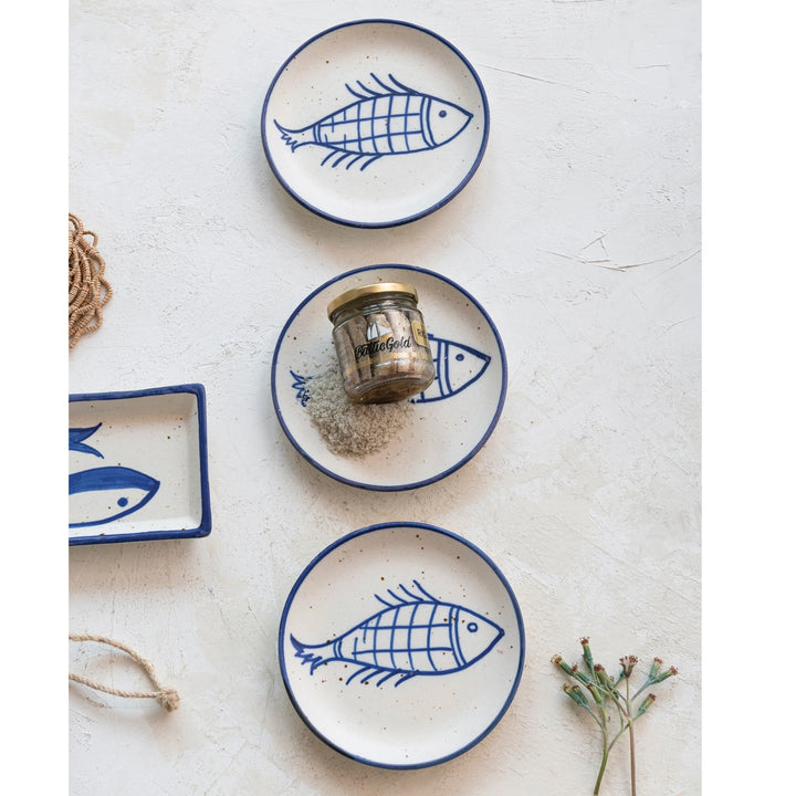 Stoneware Plate w/ Fish, Blue & Cream Color Speckled